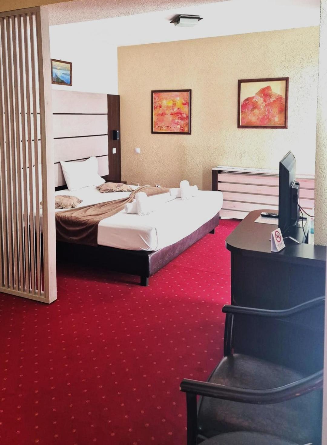Hotel Razvan Bucureşti Eksteriør bilde