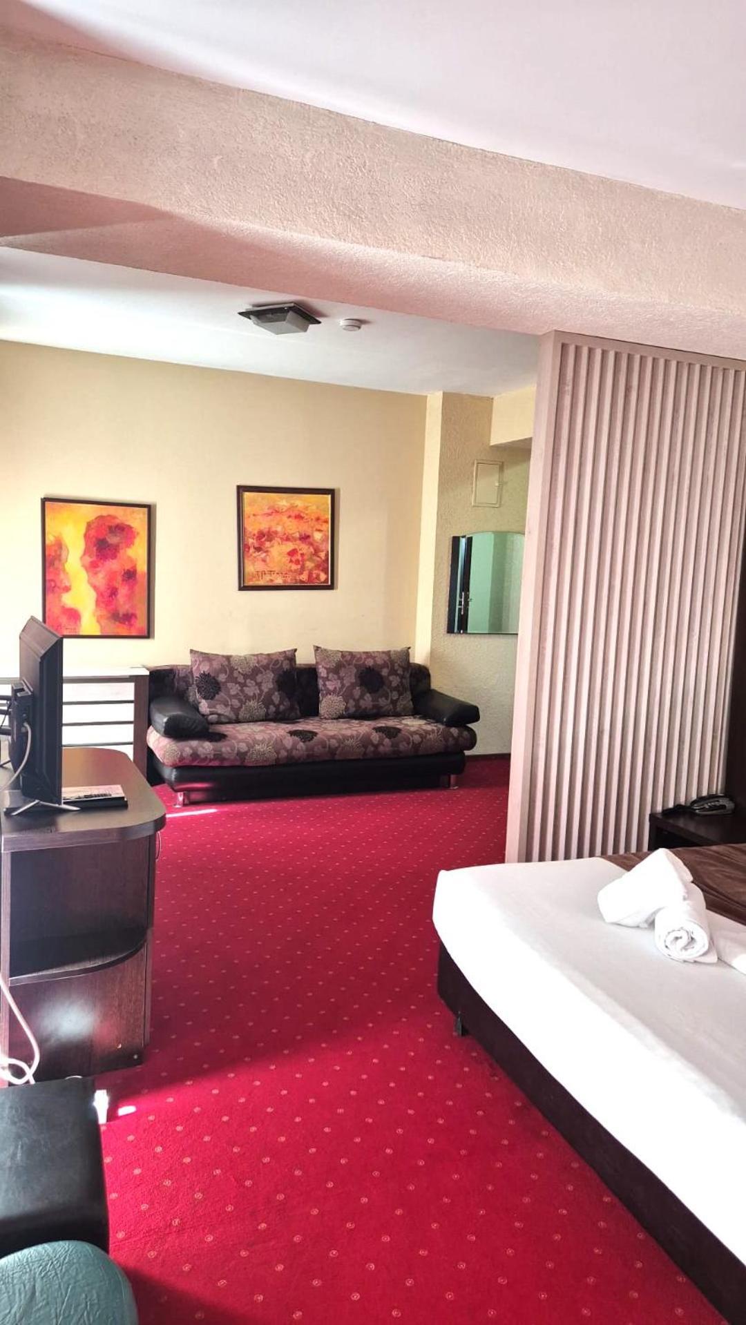 Hotel Razvan Bucureşti Eksteriør bilde