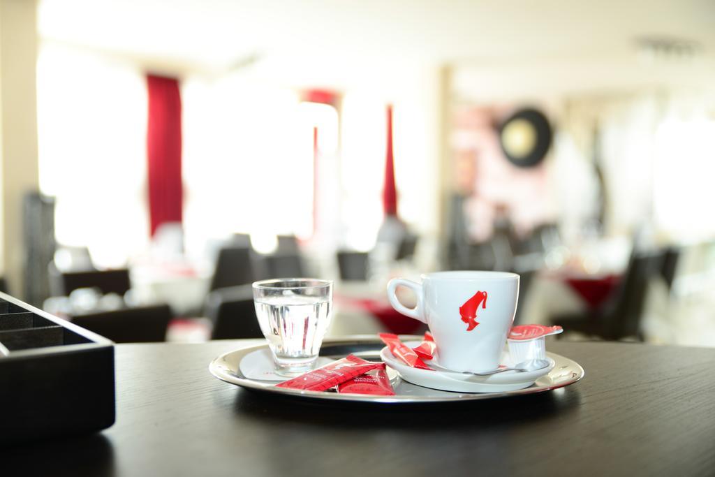 Hotel Razvan Bucureşti Eksteriør bilde