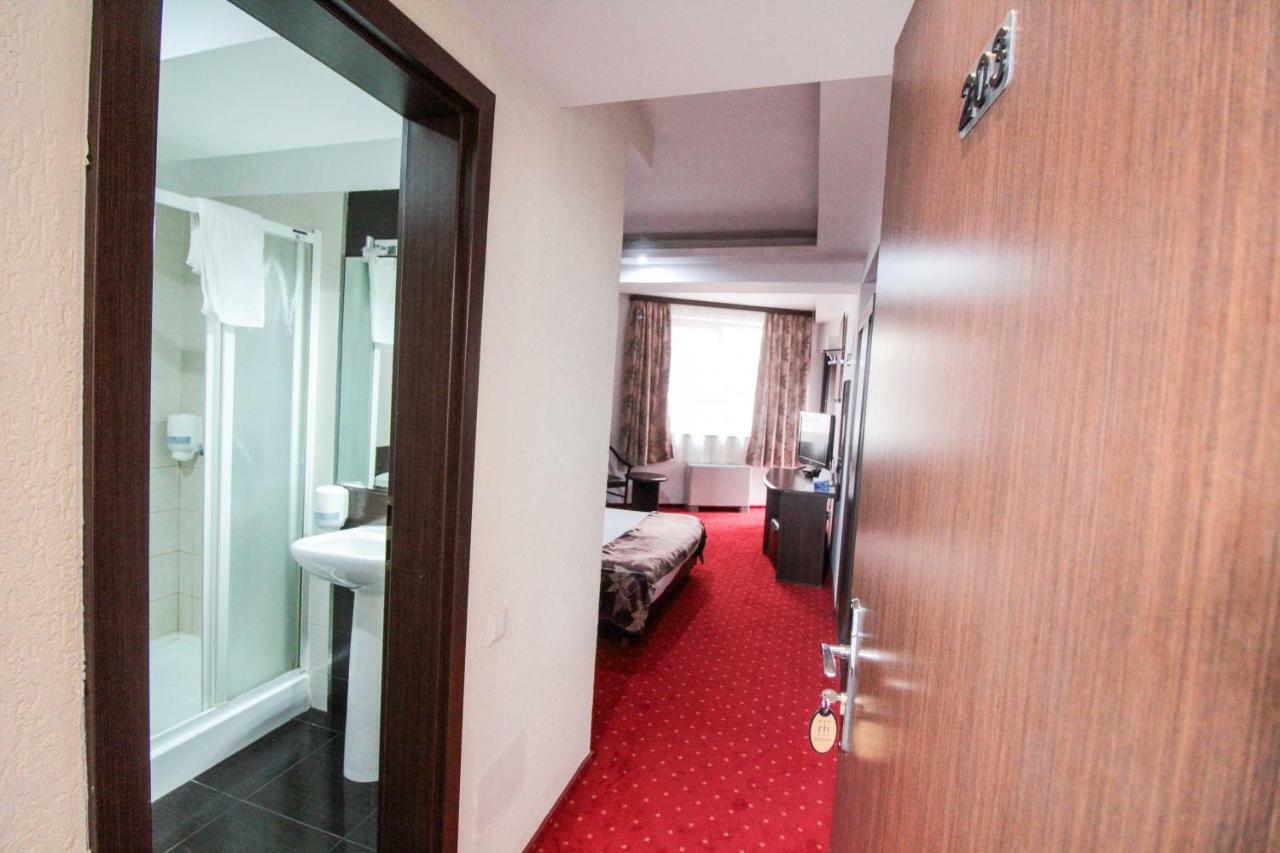 Hotel Razvan Bucureşti Eksteriør bilde