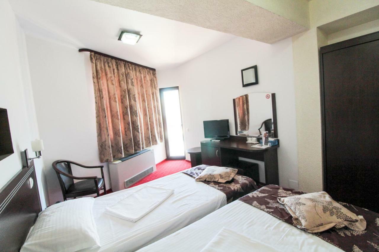 Hotel Razvan Bucureşti Eksteriør bilde